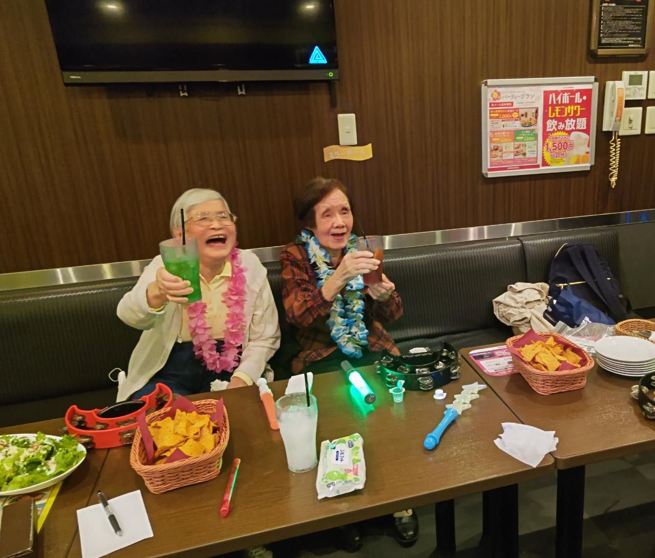 楽しそうな交流の場