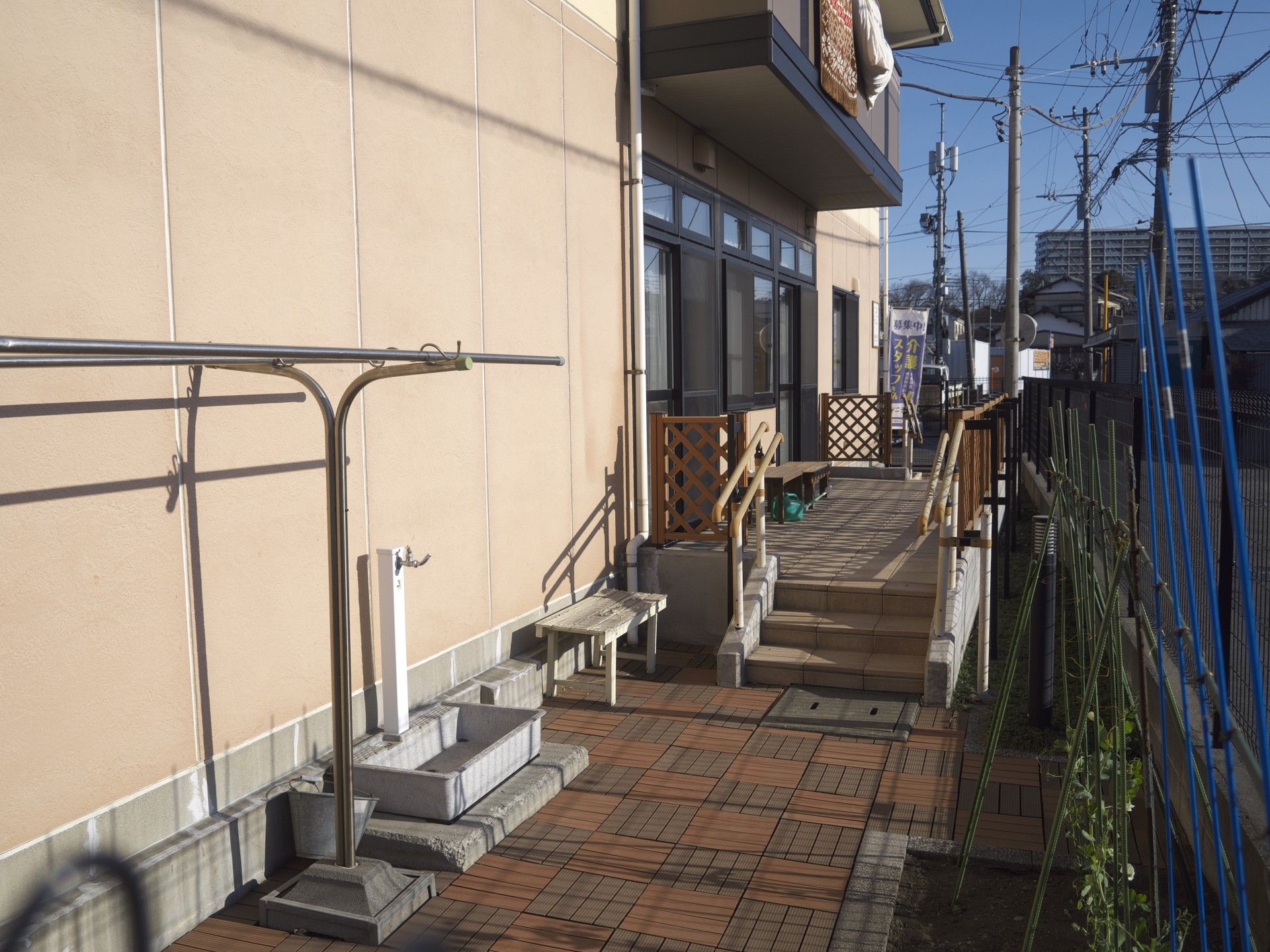 日当たりの良い通路