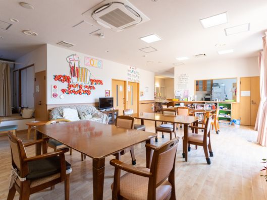 ラウンジ