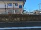 静かな住宅街の建物外観