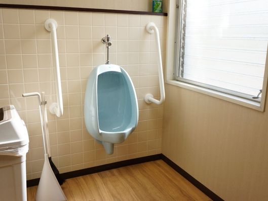 安全を保障する手すり