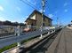 住宅街の静かな通り