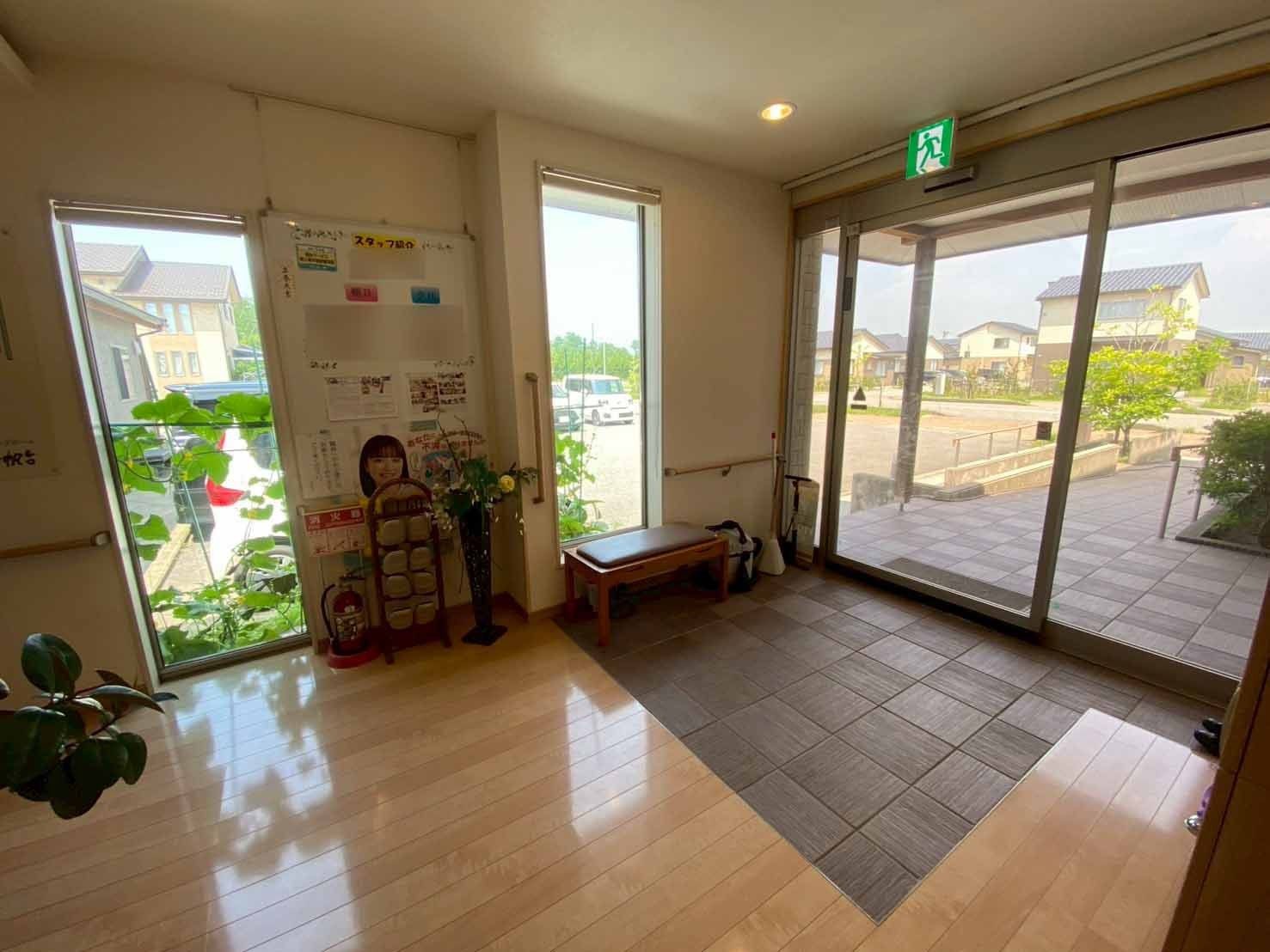 明るいエントランス