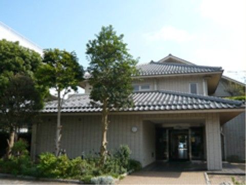 施設のそばには、地域の住人が主に利用する公共の場がある。レクリエーション活動に参加して地元の人たちと交流ができる。
