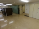 介護施設の明るい玄関ホール