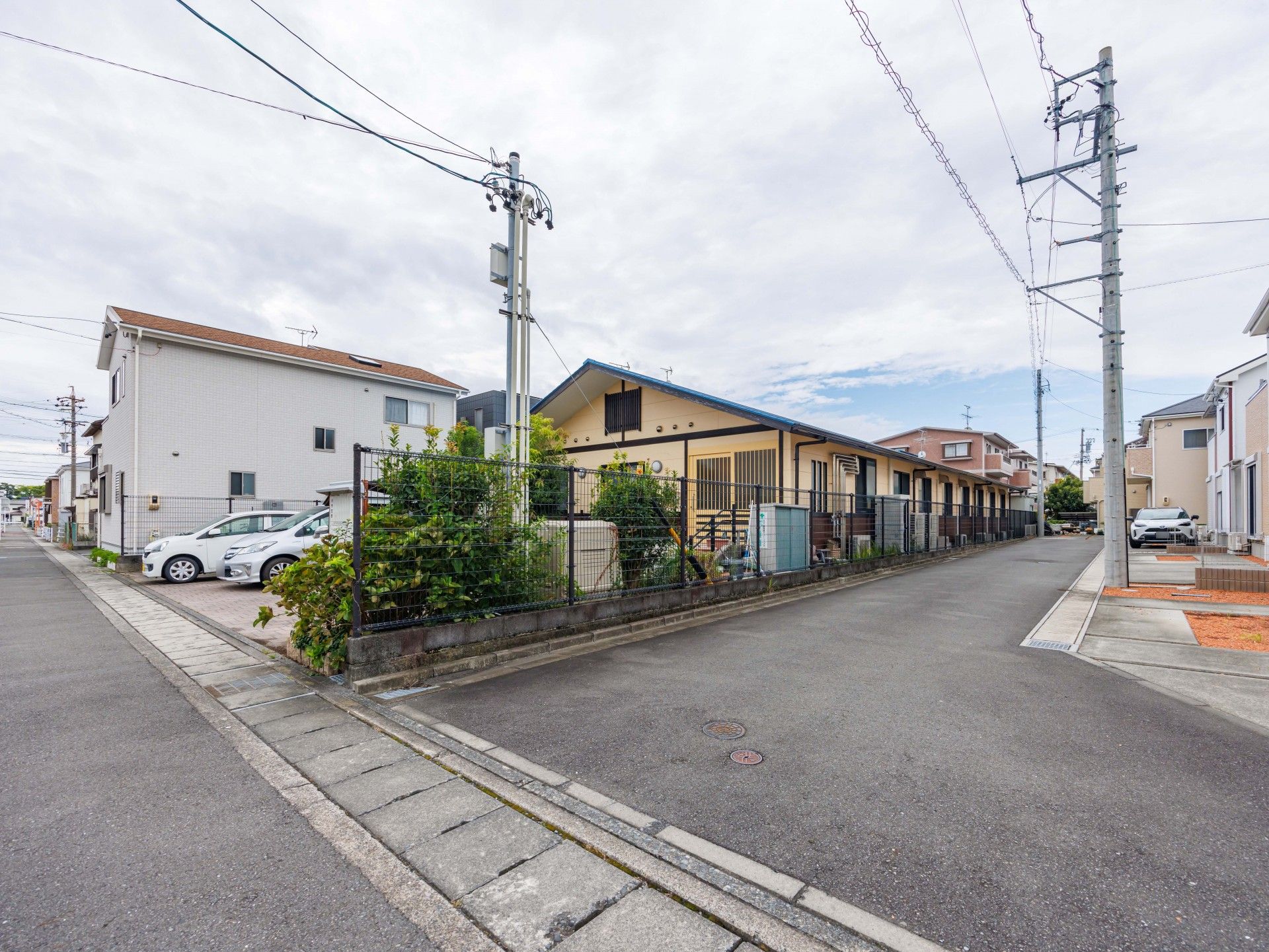 静かな住宅街の一角