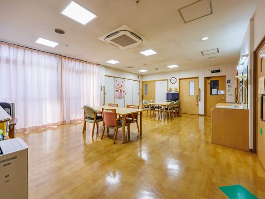 ラウンジ