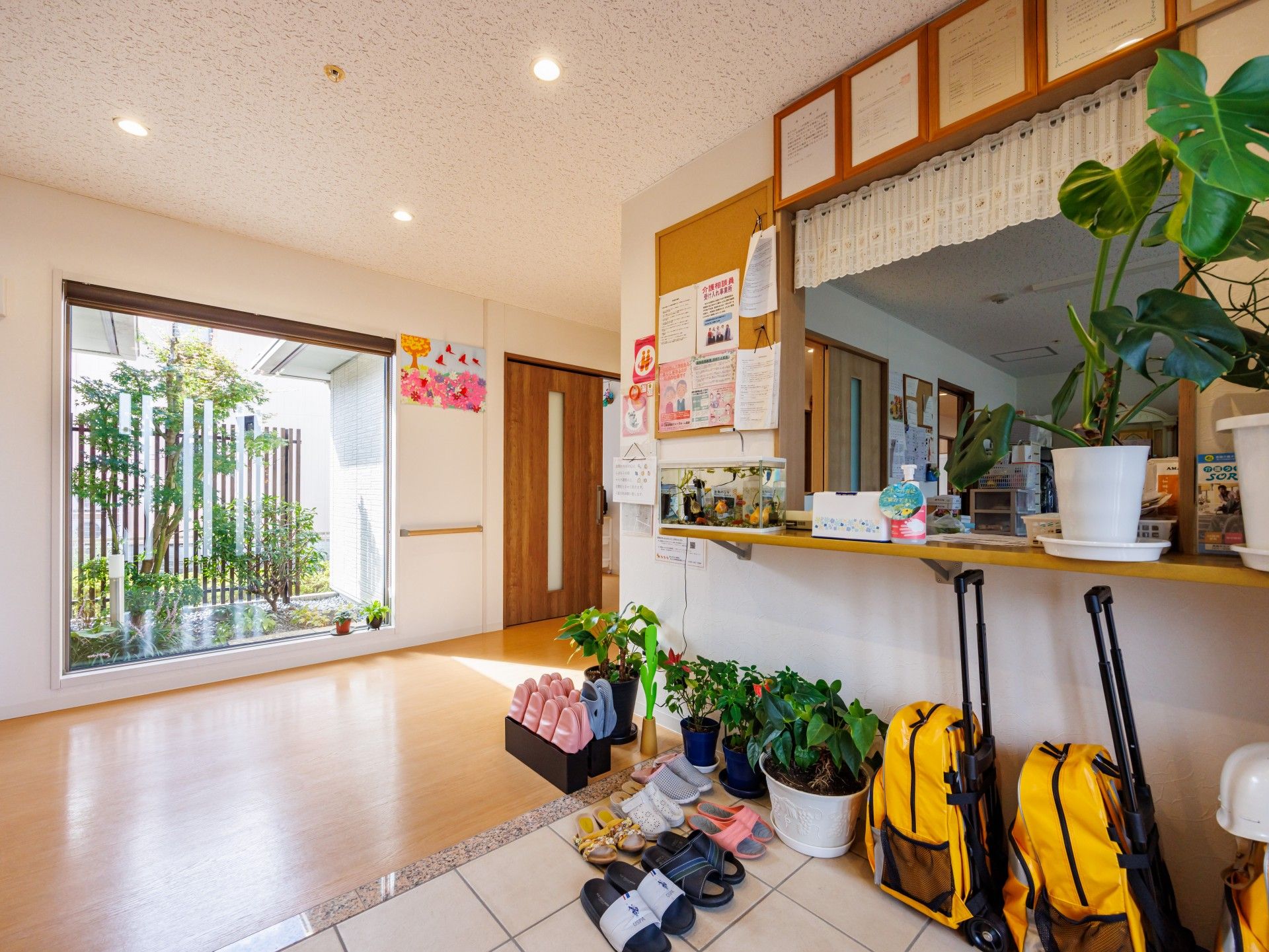 明るい玄関スペース