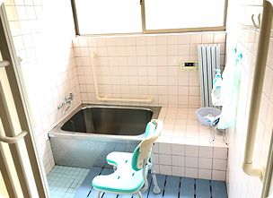 安心の設備が整った浴室