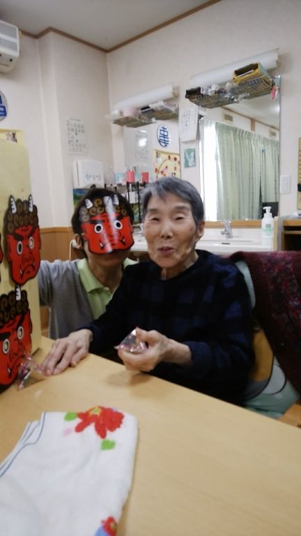 楽しげな雰囲気の食事時間