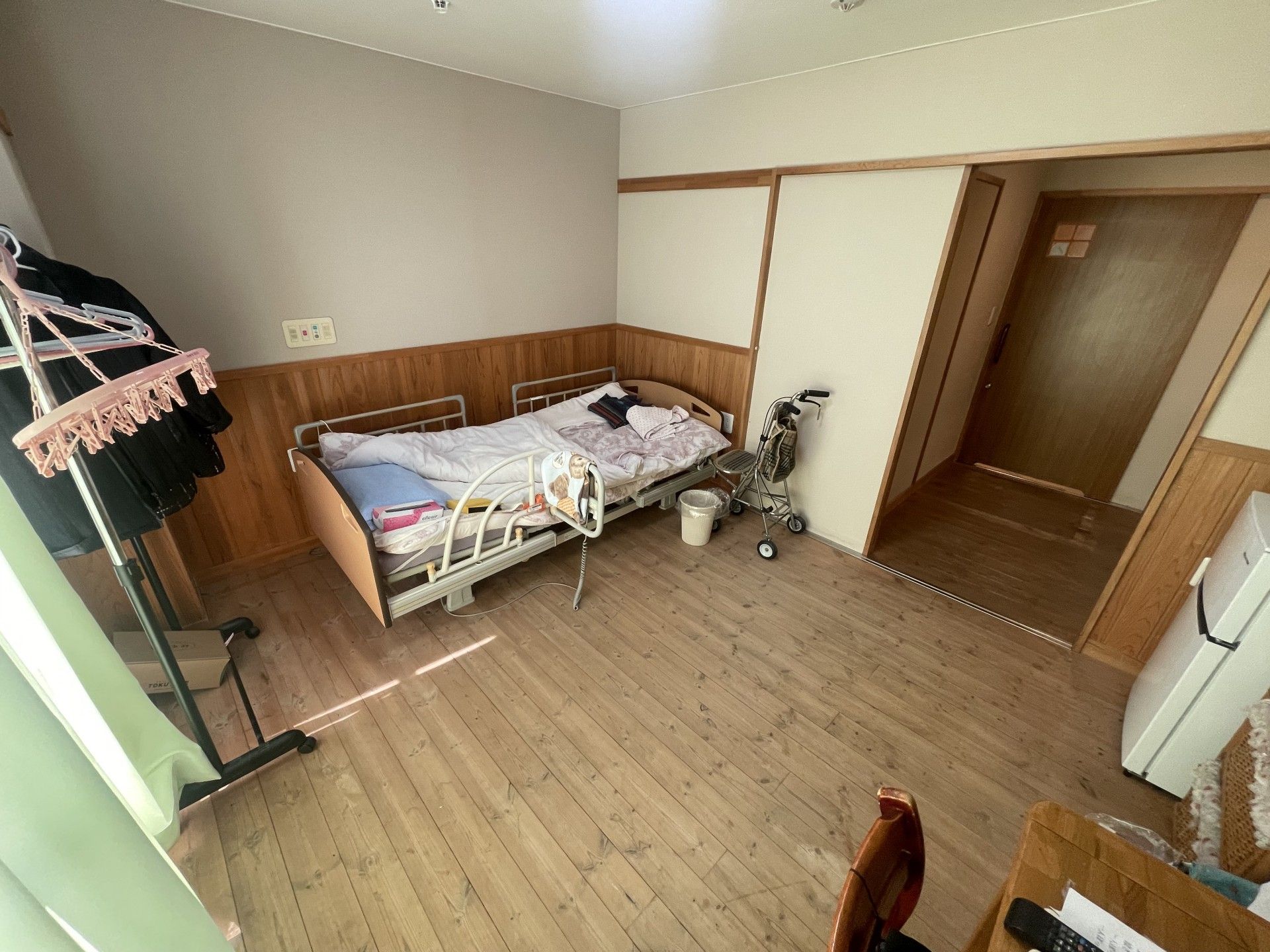 落ち着いた個室の様子