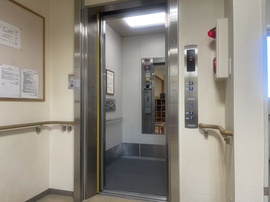 エレベーター