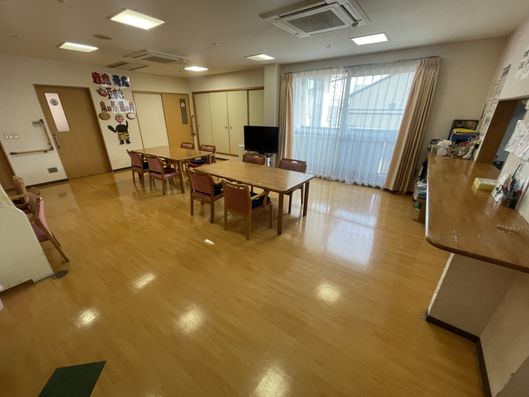 ラウンジ