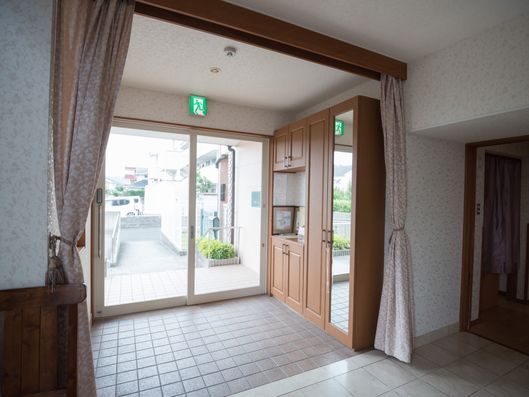玄関