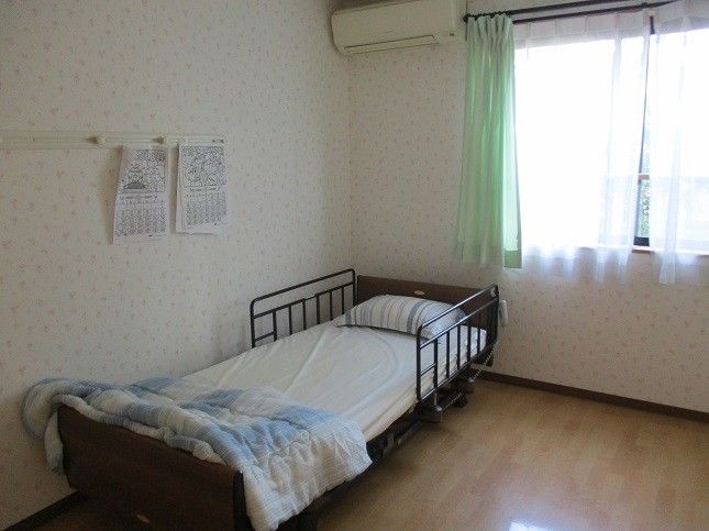 快適な個室の寝室