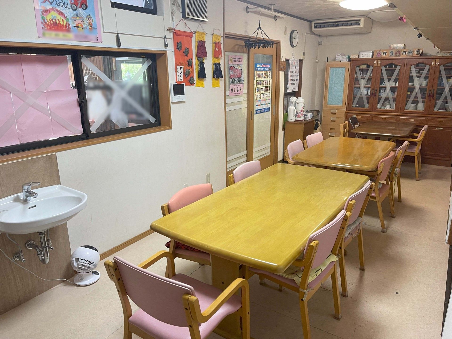 空調の整ったダイニングルーム