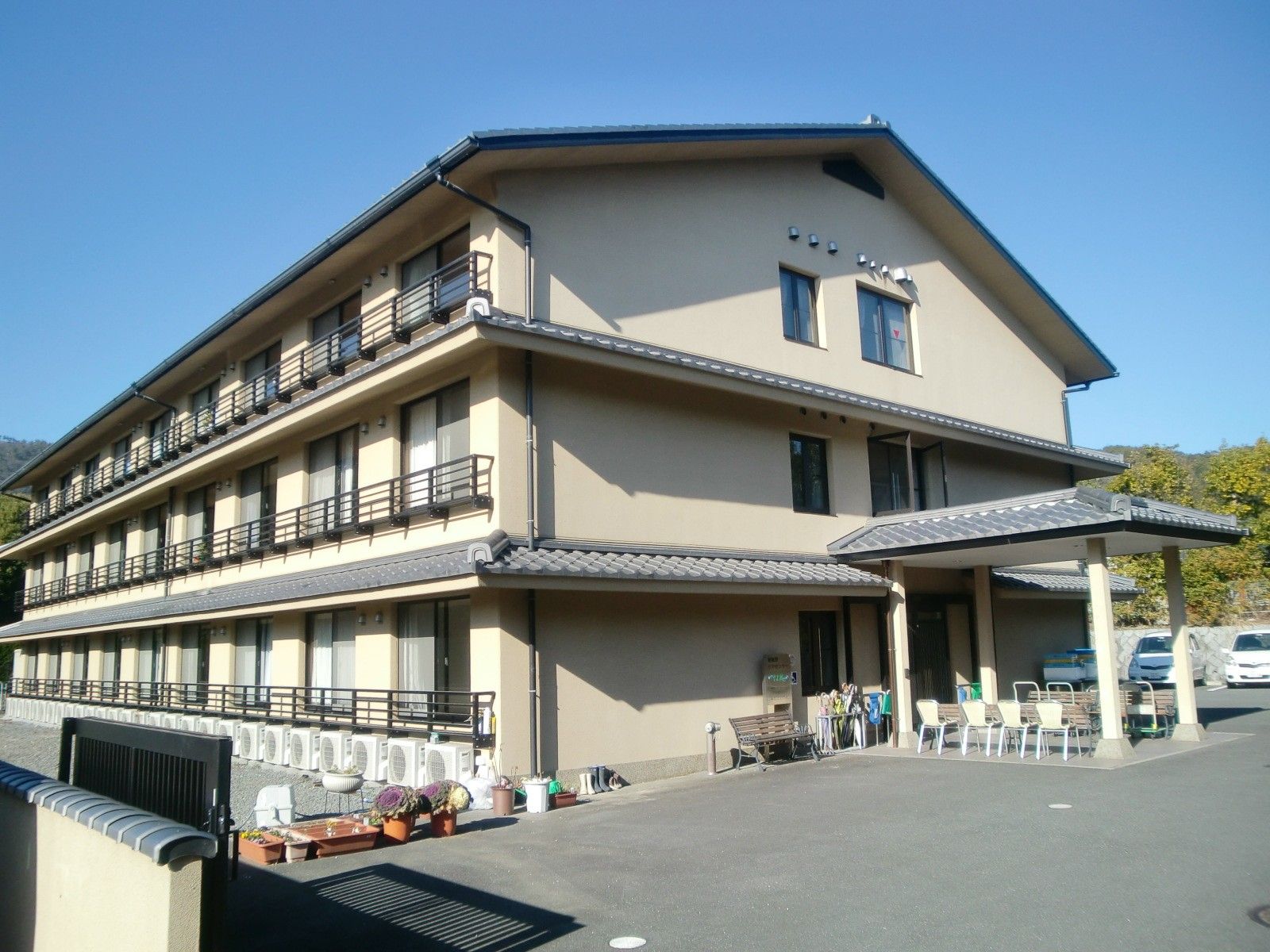 明るく穏やかな外観の居宅