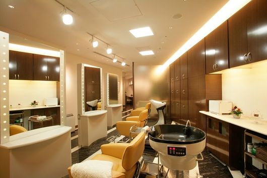 ヘア&エステサロン