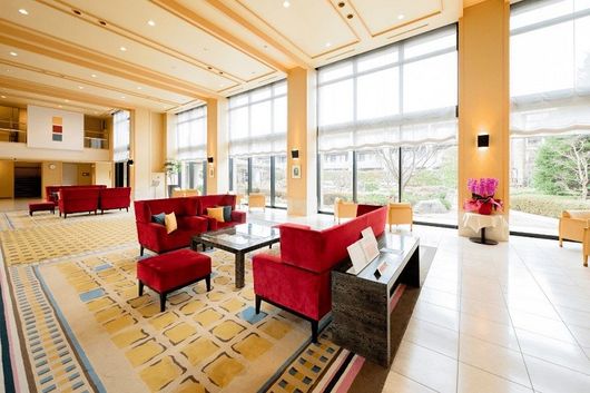 ロビーラウンジ