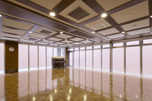 クレールホール