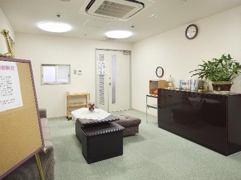ライフニクス高井戸では介護スタッフと看護師が24時間体制で常駐している。