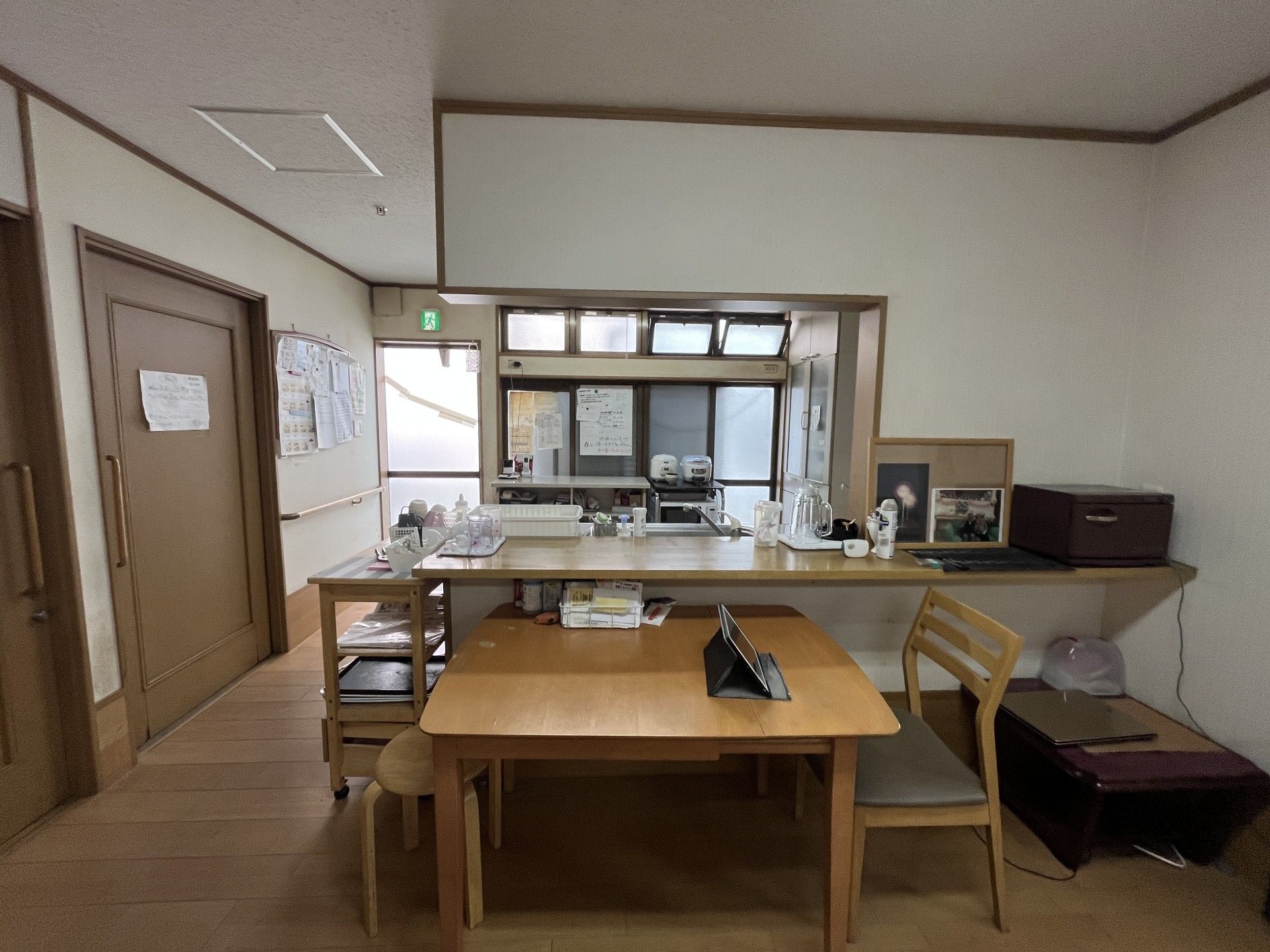 落ち着いた雰囲気のキッチン