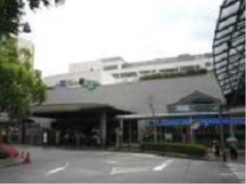 最寄りの駅から徒歩での来訪も可能な、立地に恵まれた施設である。来訪者様もお気軽にお越しいただける環境である。