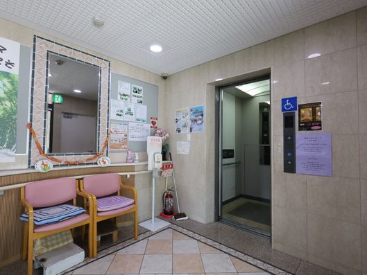 エントランスホール