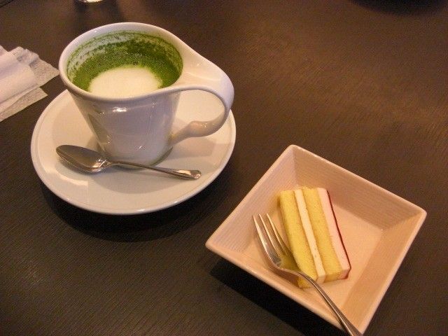 お茶とお菓子のティータイム