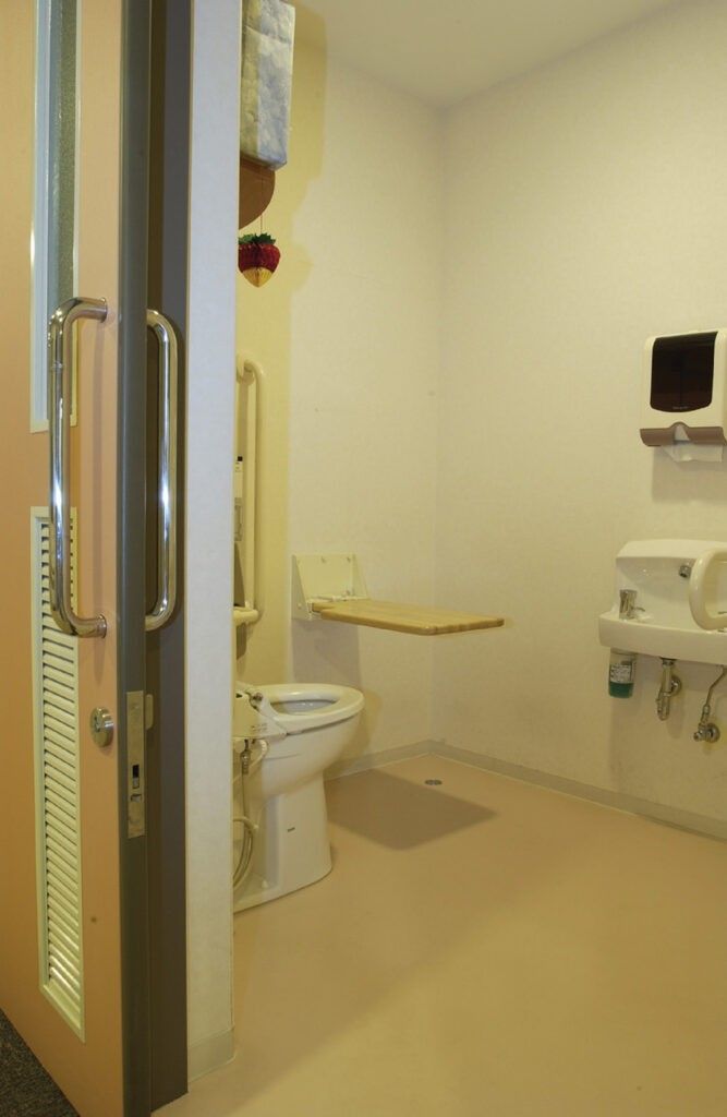 清潔なトイレ設備