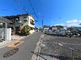 静かな住宅街の外観