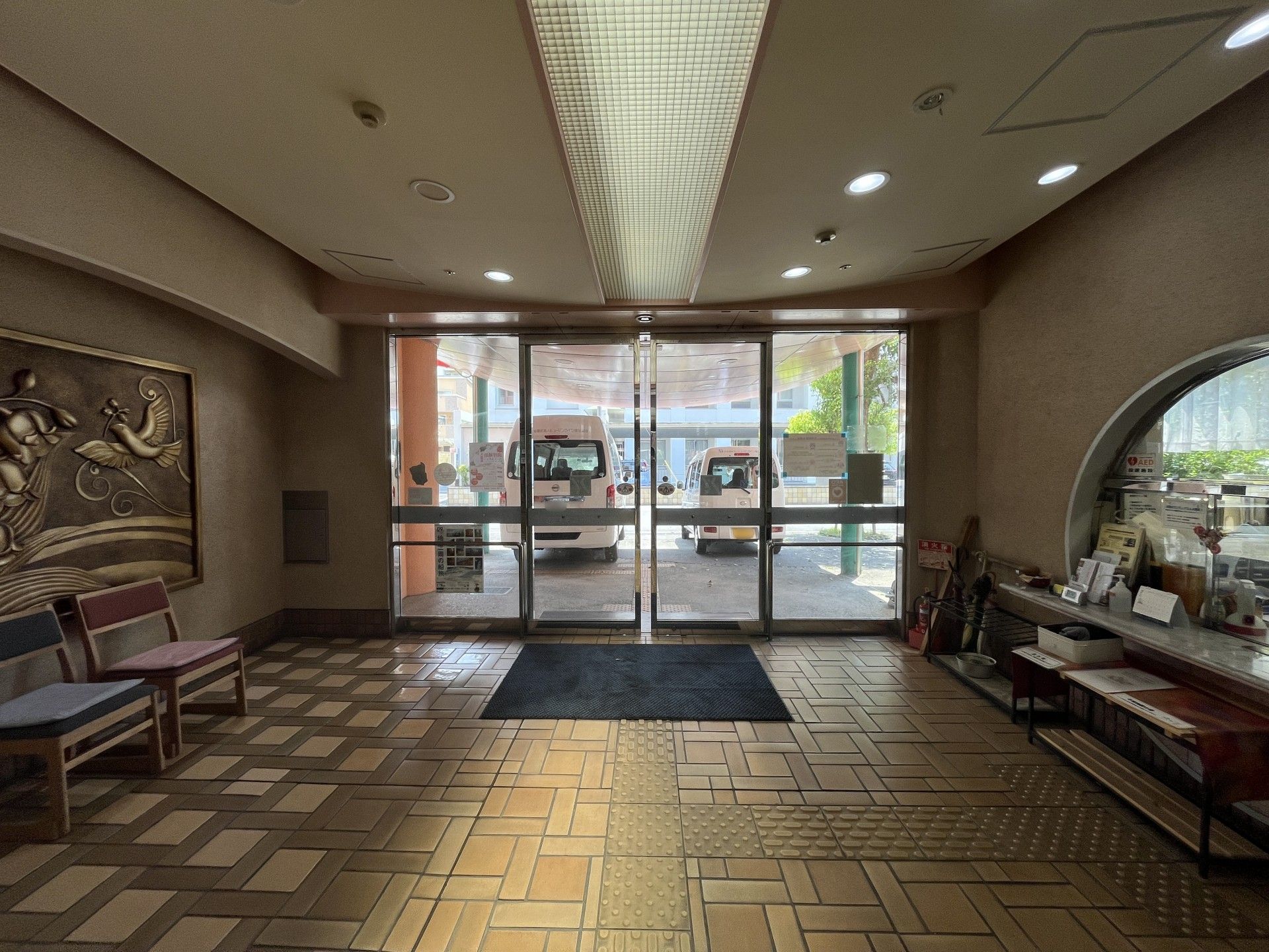 広いエントランス