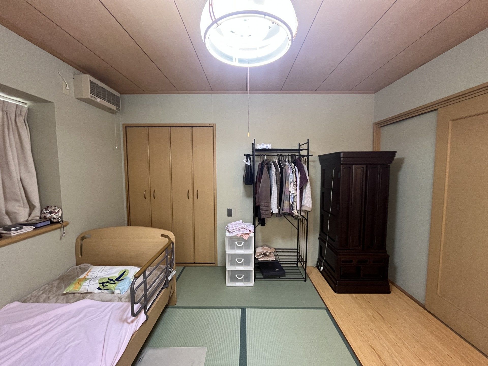 落ち着いた和室の一角