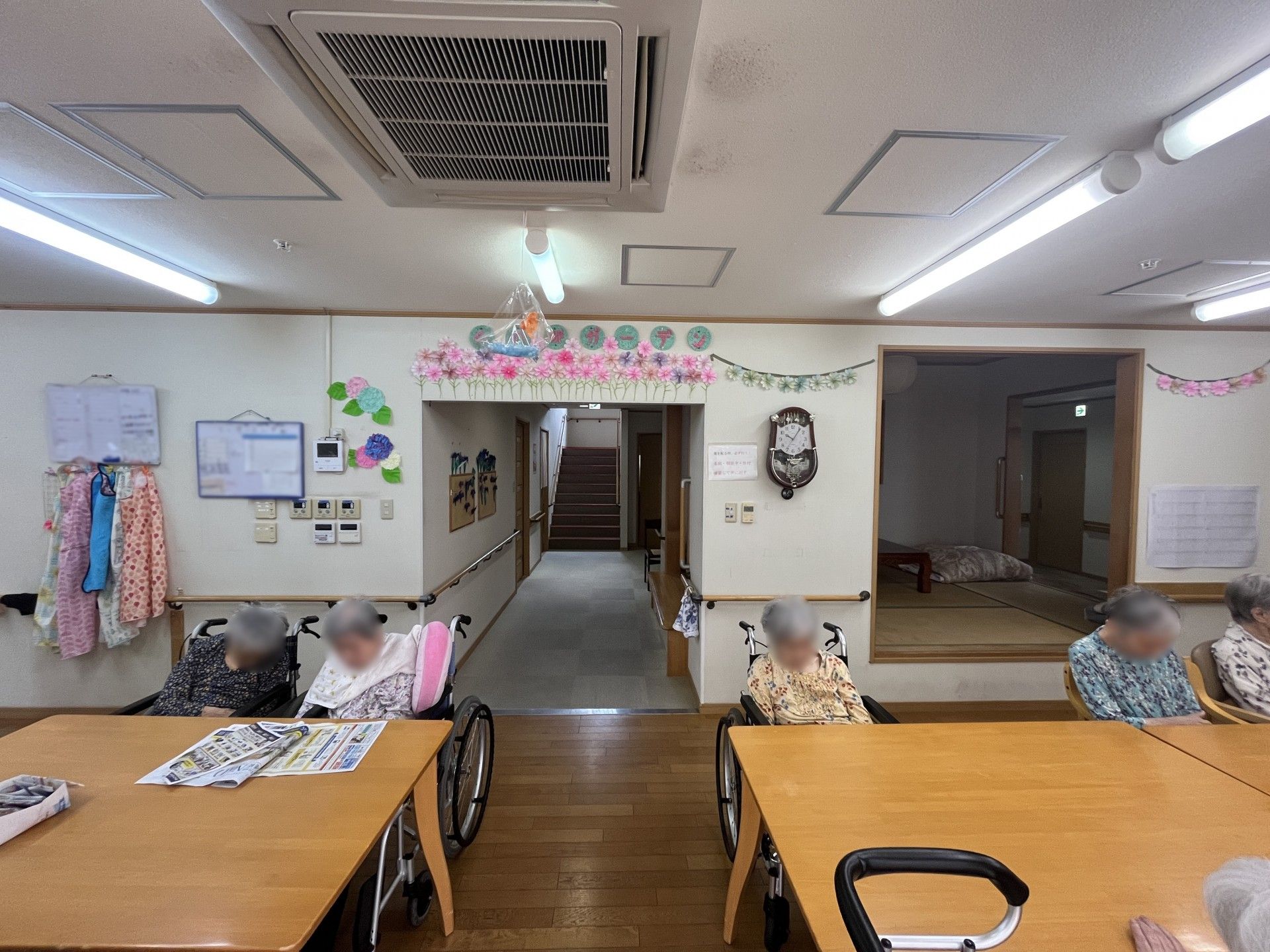 車椅子の方々が集うスペース
