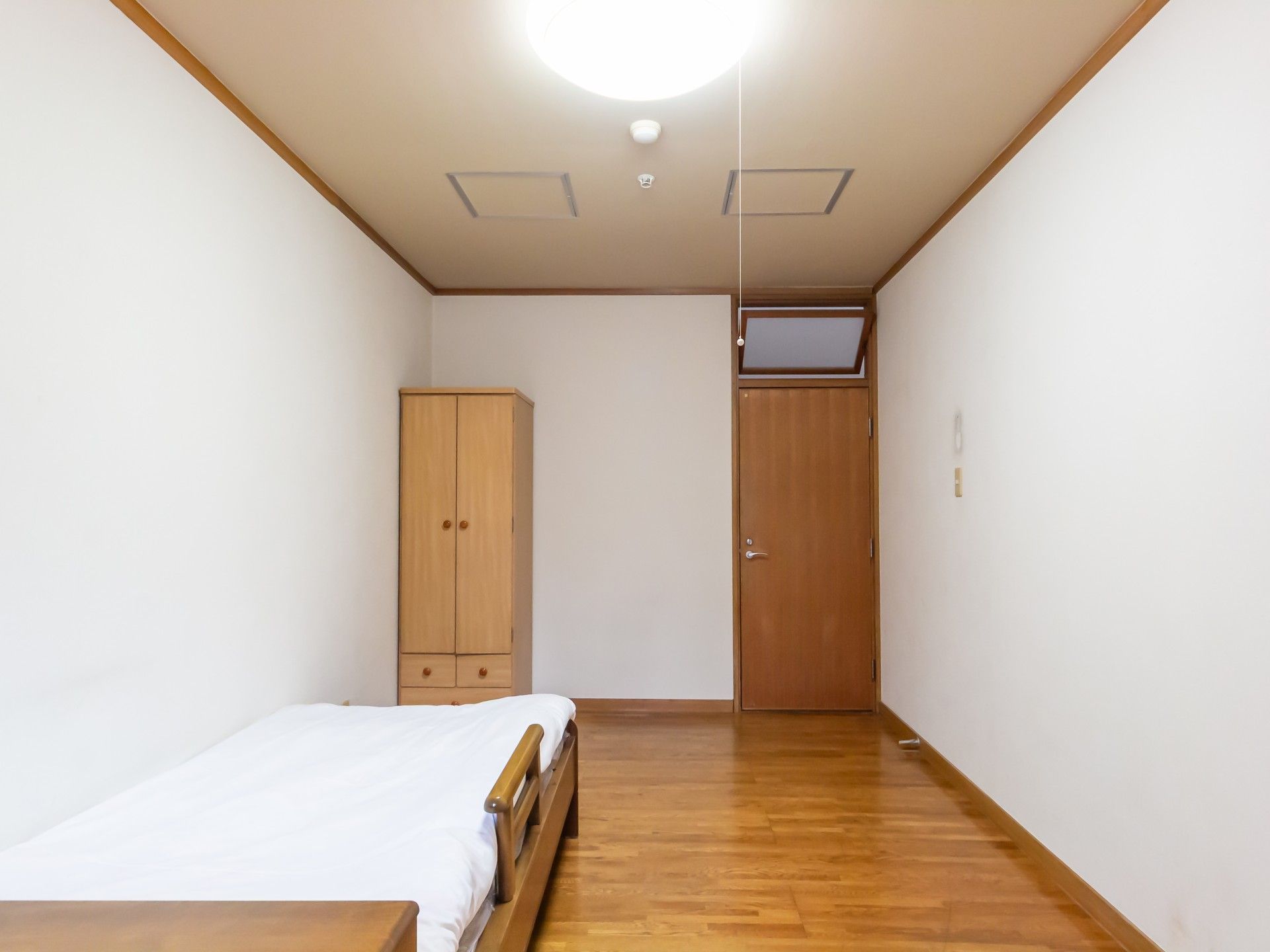 シンプルな個室