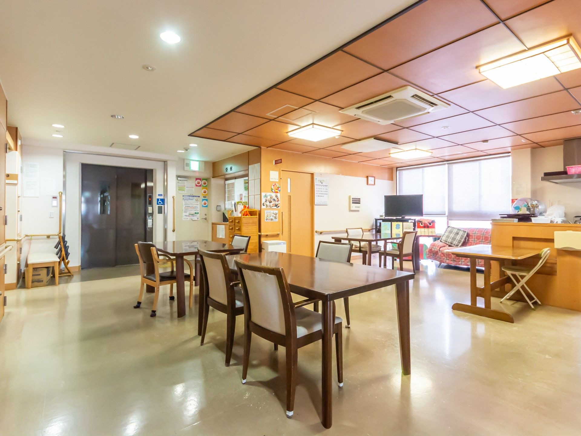 明るい共有スペース