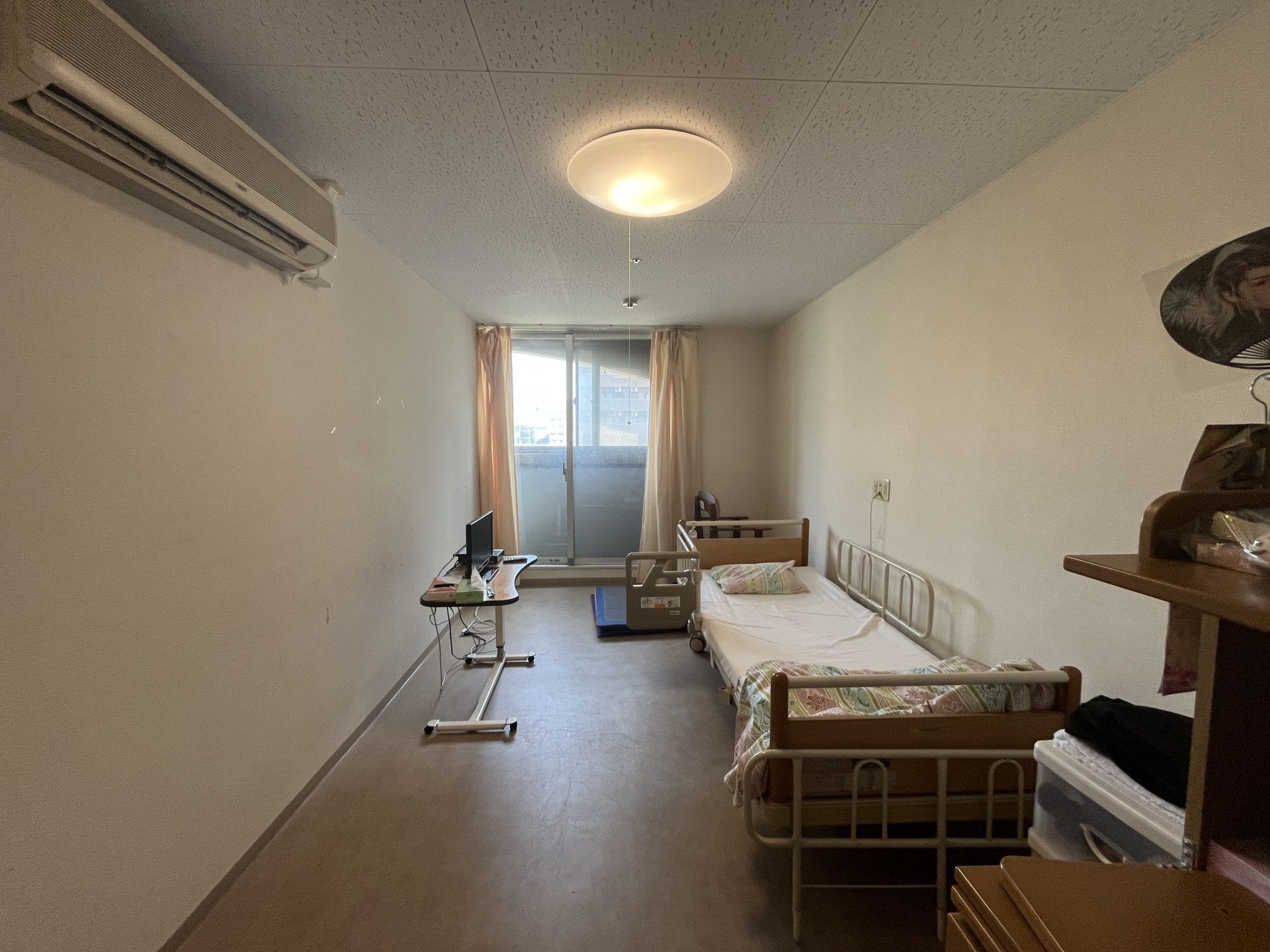 落ち着いた個室の様子