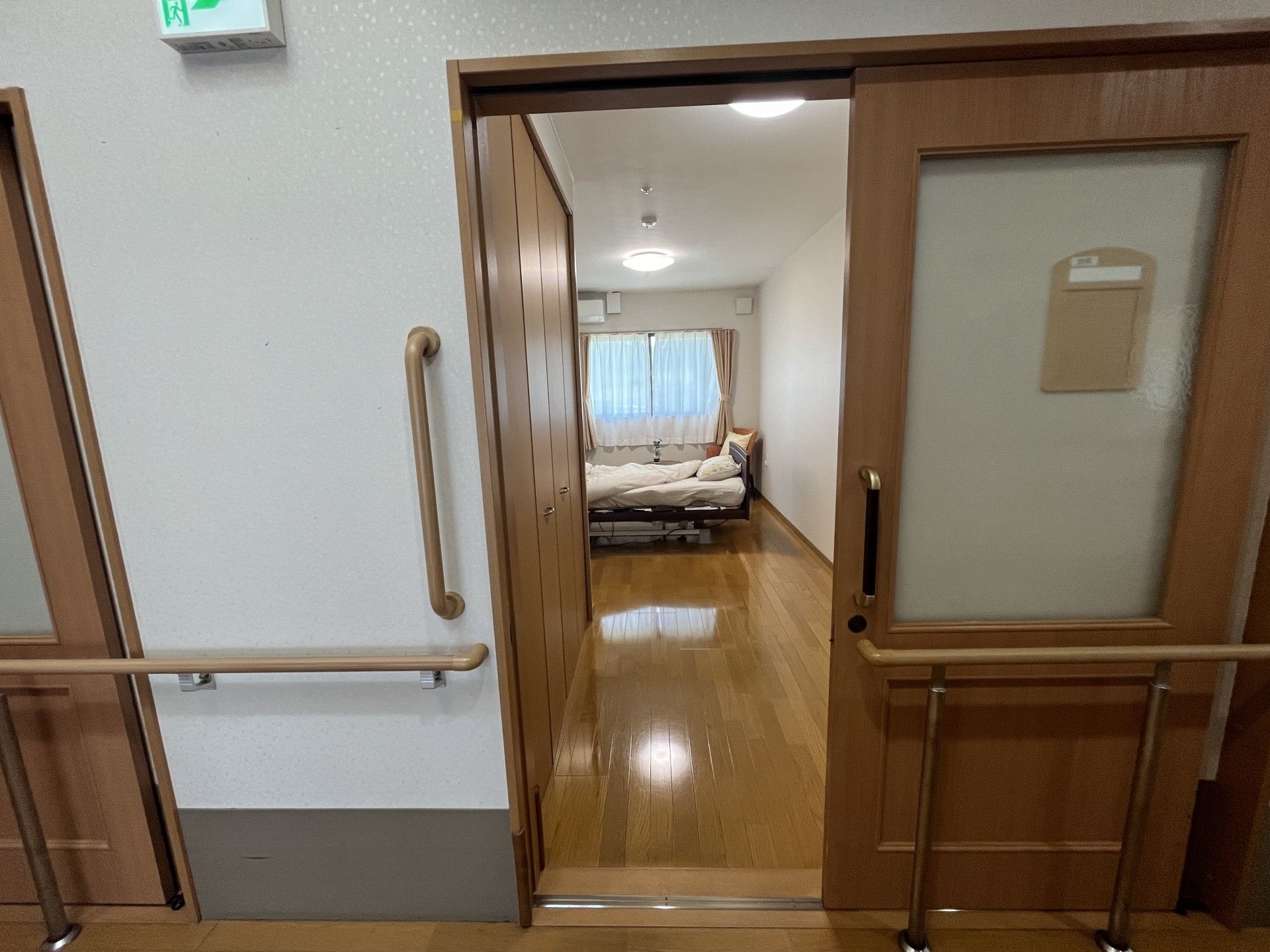 居室の開放的な入口