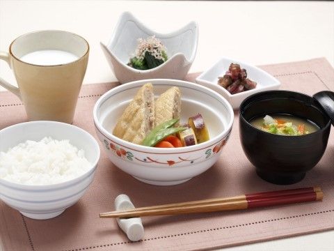 「ニチイホーム 矢口」のお食事。朝食メニューが選べる。