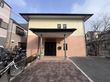 建物の正面玄関