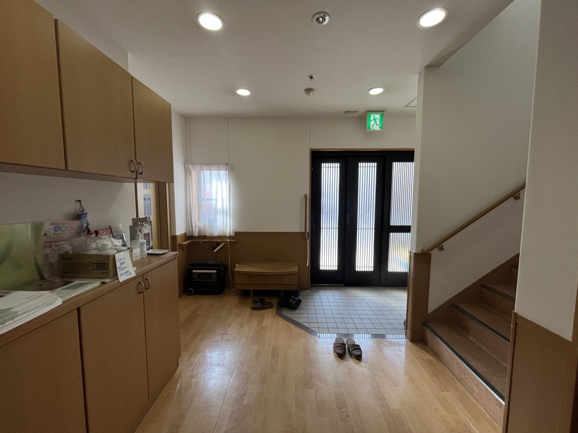 明るい玄関ホール