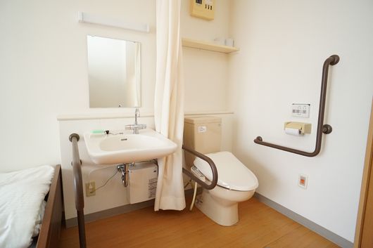 トイレ・洗面台