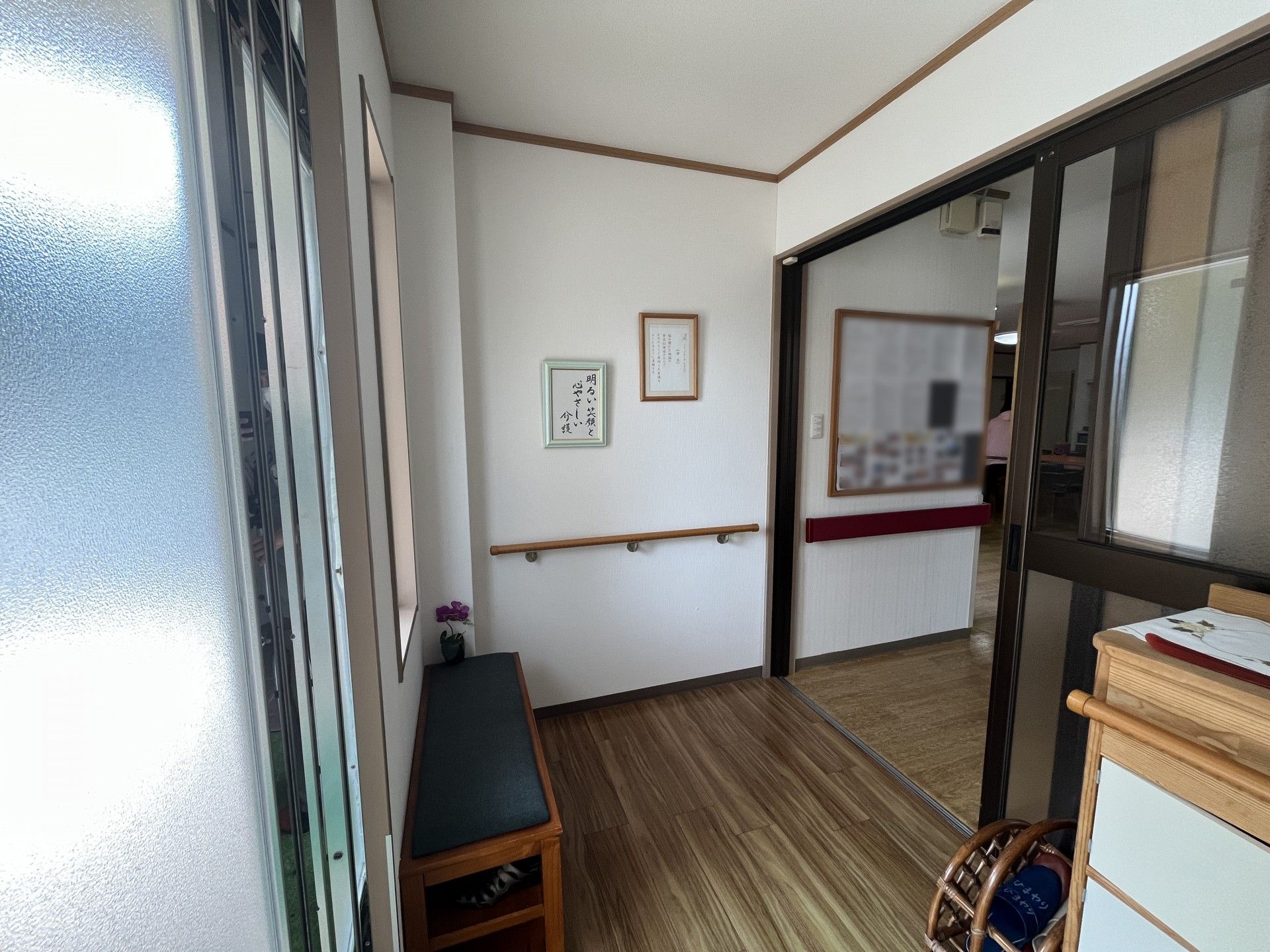 落ち着いた廊下の一角