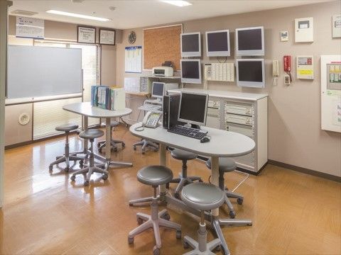 「ニチイホーム 王禅寺」の健康管理室（イメージ）。健康を管理しサポートする。