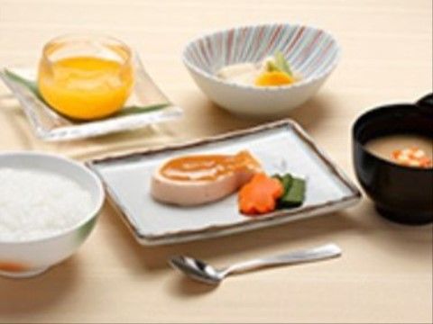 「ニチイホーム 読売ランド前」のお食事(ソフト食)。介護食の対応も行っている。