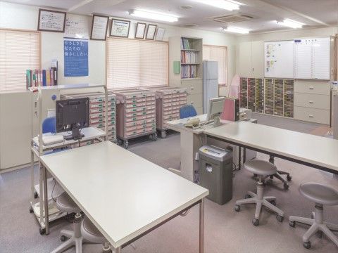 「ニチイホーム 鷺沼」の健康管理室（イメージ）。健康管理のサポートを行っている。