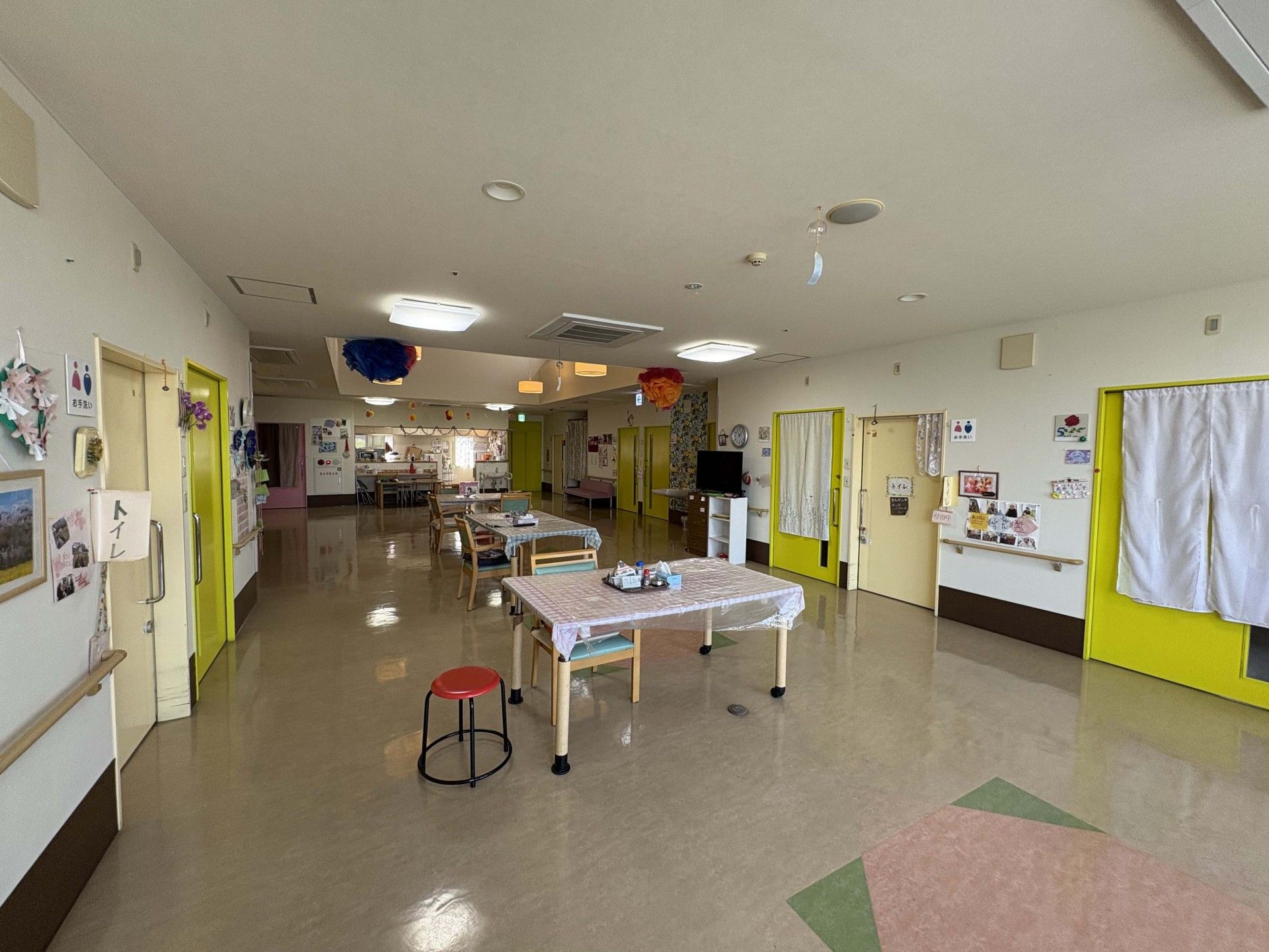 明るい共有スペース