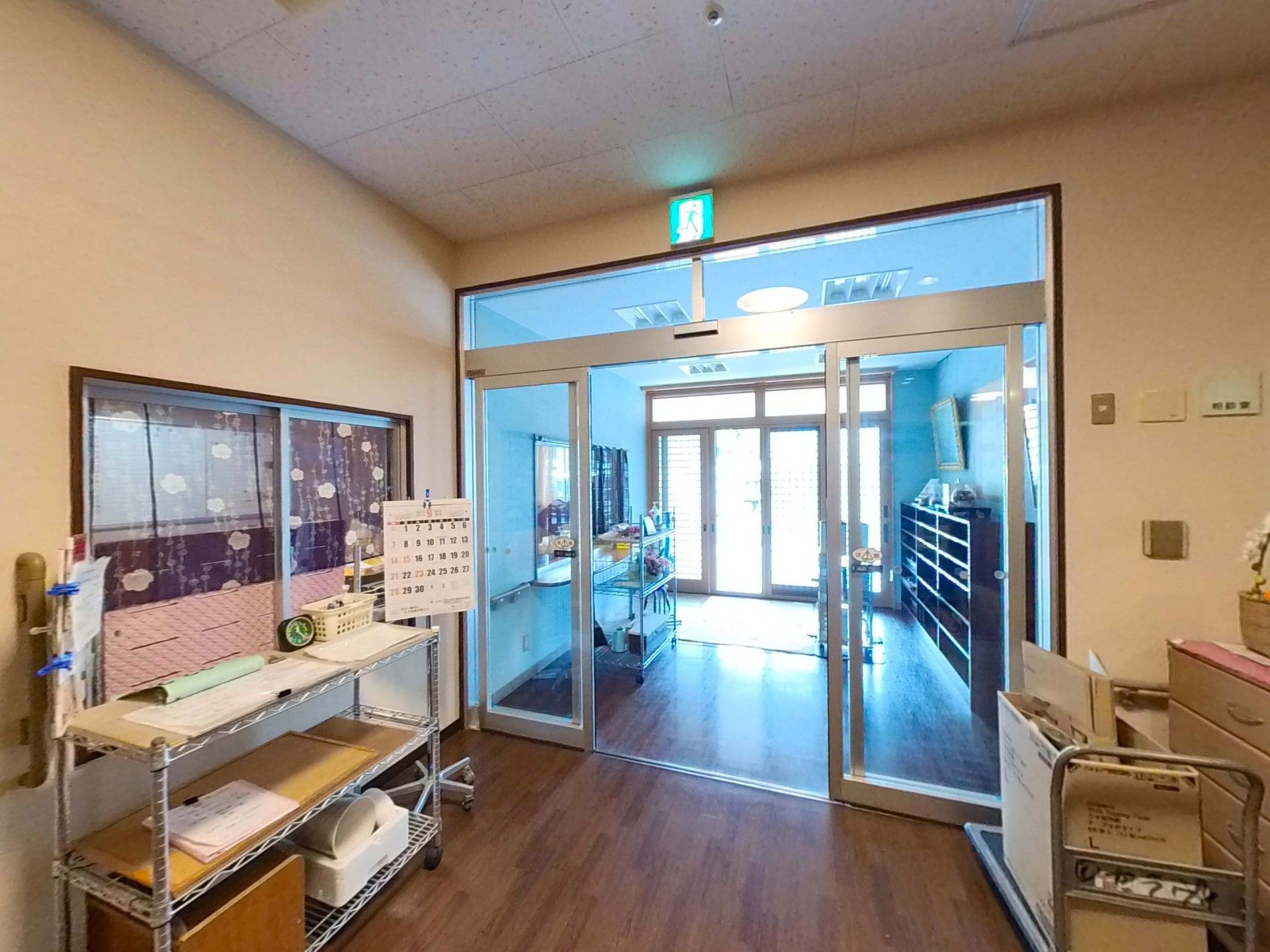 明るいエントランス