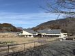 自然に囲まれた建物