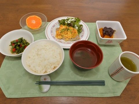 「ウッディタウン高崎南」のお食事。栄養バランスの良いお食事。